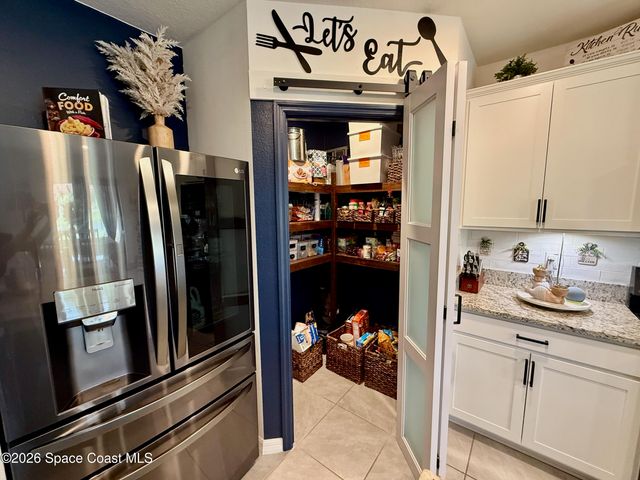1873 Farmhouse Road SE, Palm Bay, FL 32909