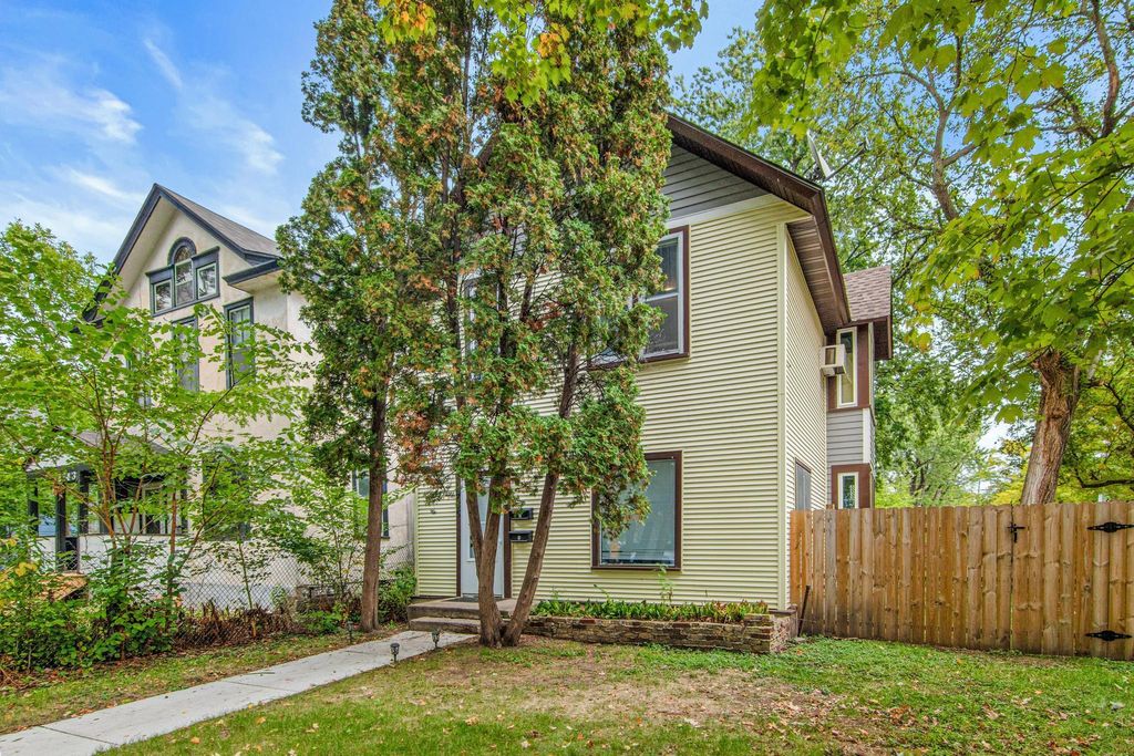 2745 29th Avenue S, Minneapolis, MN 55406 — exterior
