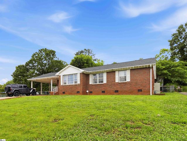 186 Stribling Circle, Spartanburg, SC 29301