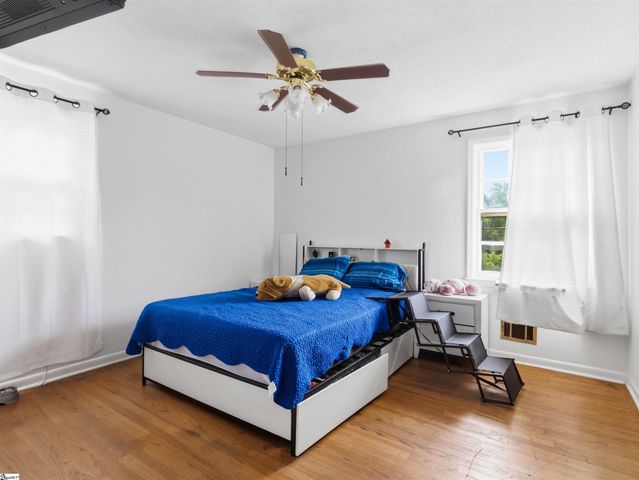 186 Stribling Circle, Spartanburg, SC 29301