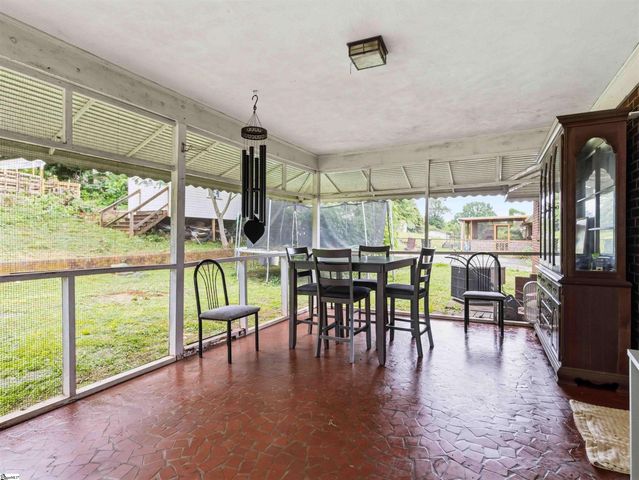186 Stribling Circle, Spartanburg, SC 29301