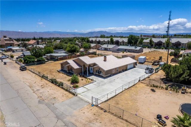 15921 Pine Street, Hesperia, CA 92345