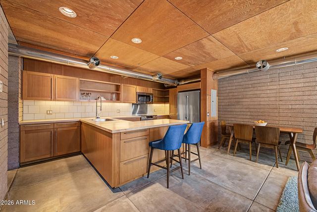 920 S ASH Avenue, Tempe, AZ 85281