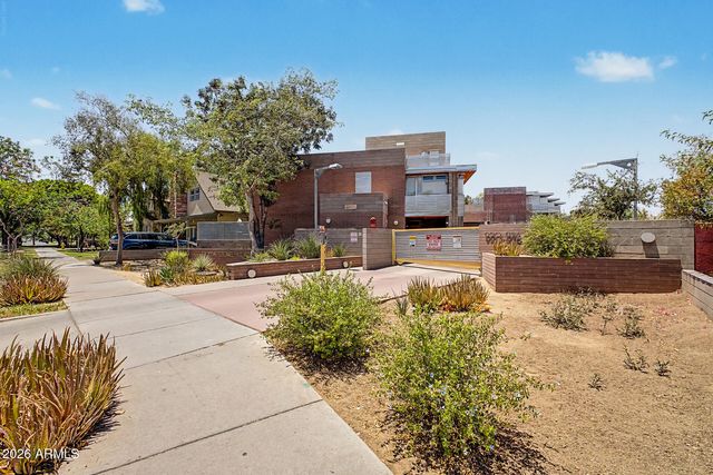 920 S ASH Avenue, Tempe, AZ 85281