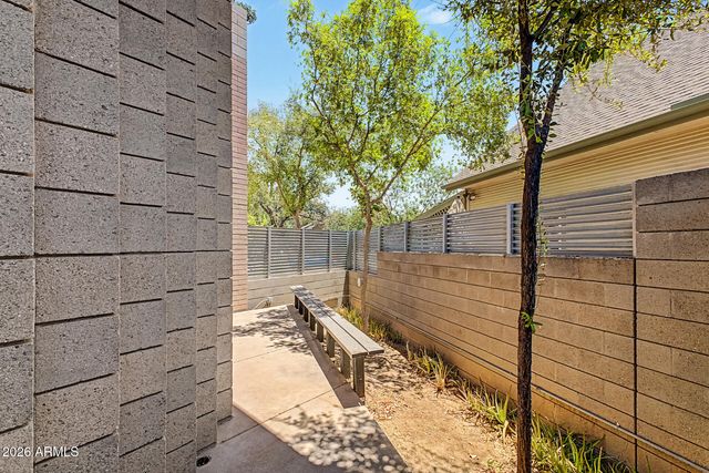 920 S ASH Avenue, Tempe, AZ 85281