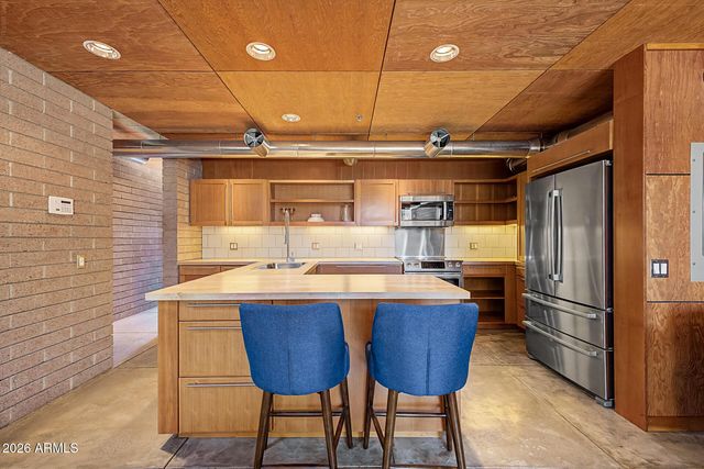 920 S ASH Avenue, Tempe, AZ 85281