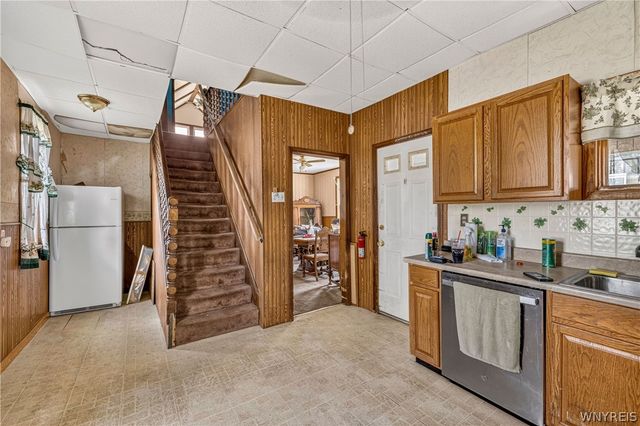 246 Lackawanna Avenue, Cheektowaga, NY 14212