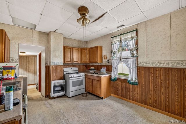 246 Lackawanna Avenue, Cheektowaga, NY 14212