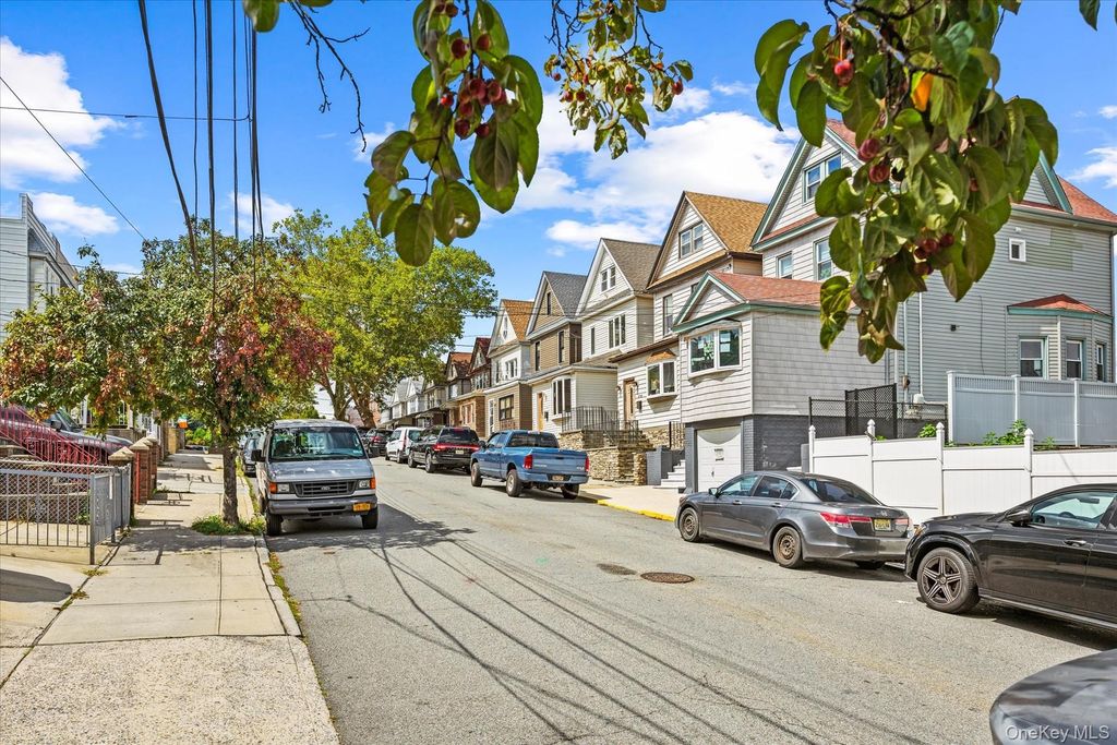 6731 52nd Road, Maspeth, NY 11378 — photo 2