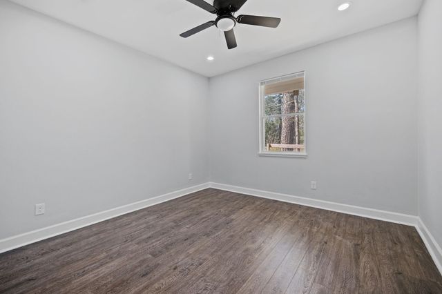 160 Oak Lane, Shepherd, TX 77371