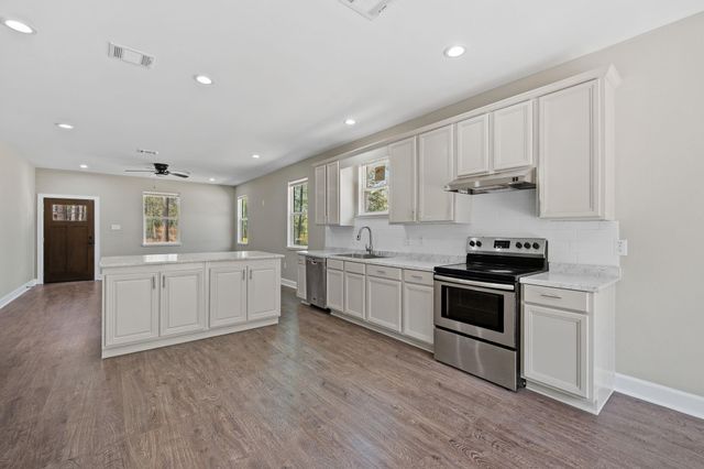 160 Oak Lane, Shepherd, TX 77371