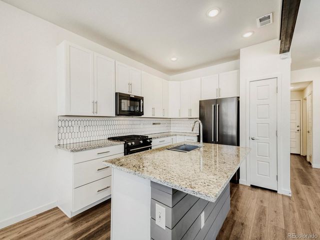 11737 W 45th Pl, Wheat Ridge, CO 80033