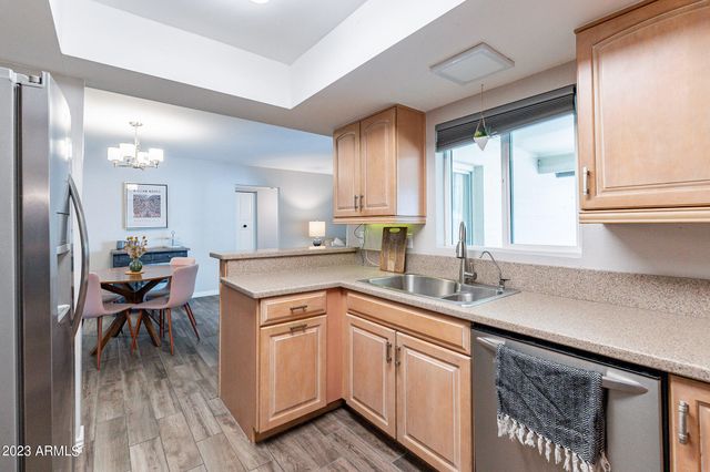 4016 S HOLBROOK Lane, Tempe, AZ 85282