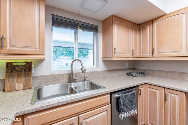 4016 S HOLBROOK Lane, Tempe, AZ 85282