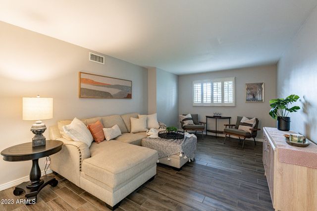 4016 S HOLBROOK Lane, Tempe, AZ 85282