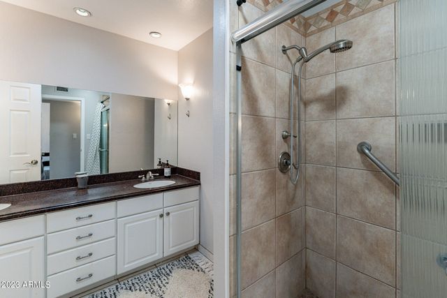 4016 S HOLBROOK Lane, Tempe, AZ 85282