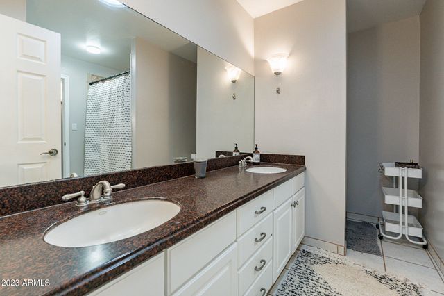 4016 S HOLBROOK Lane, Tempe, AZ 85282