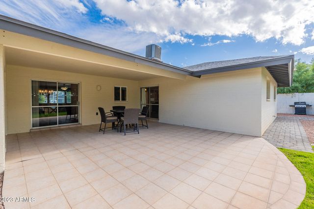 4016 S HOLBROOK Lane, Tempe, AZ 85282