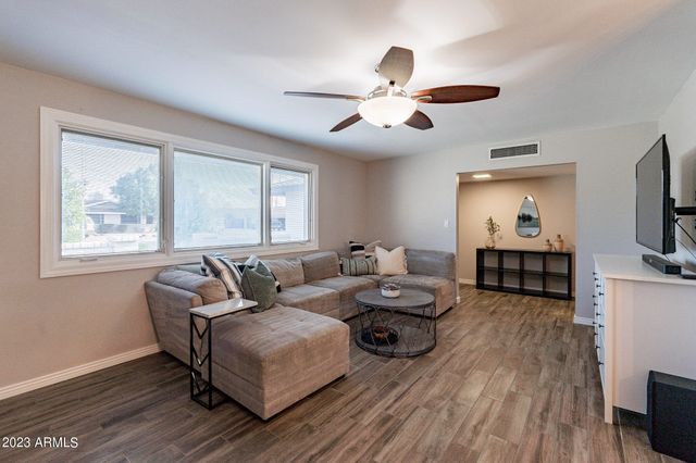 4016 S HOLBROOK Lane, Tempe, AZ 85282