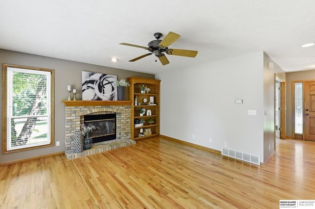 17012 O Circle, Omaha, NE 68135