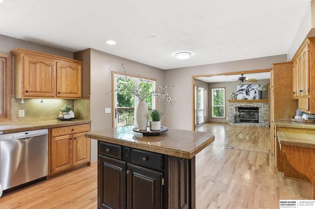 17012 O Circle, Omaha, NE 68135