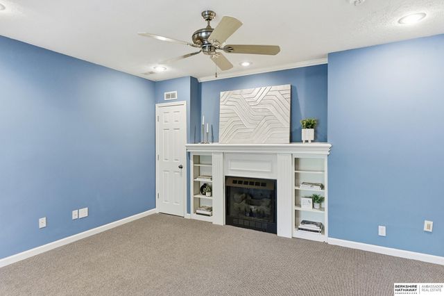 17012 O Circle, Omaha, NE 68135