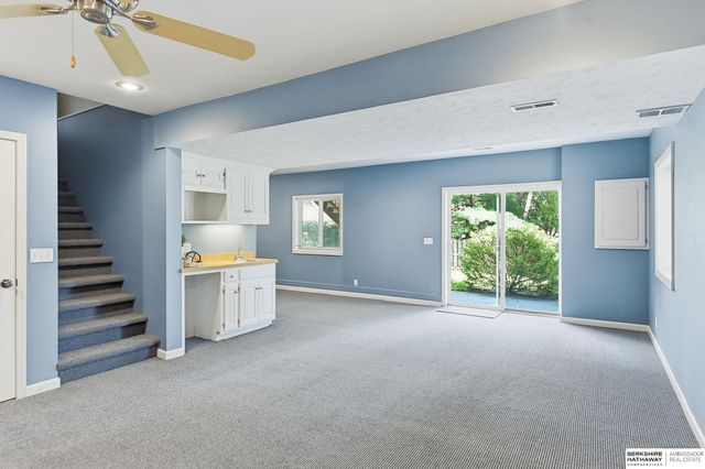 17012 O Circle, Omaha, NE 68135