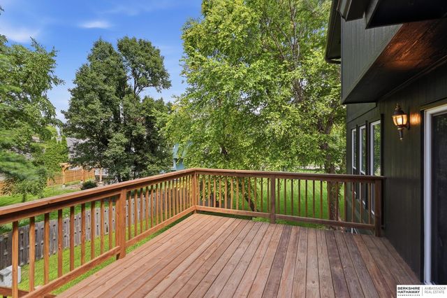 17012 O Circle, Omaha, NE 68135