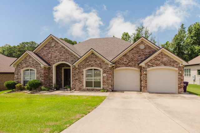 3020 Olson Cir, Bryant, AR 72022