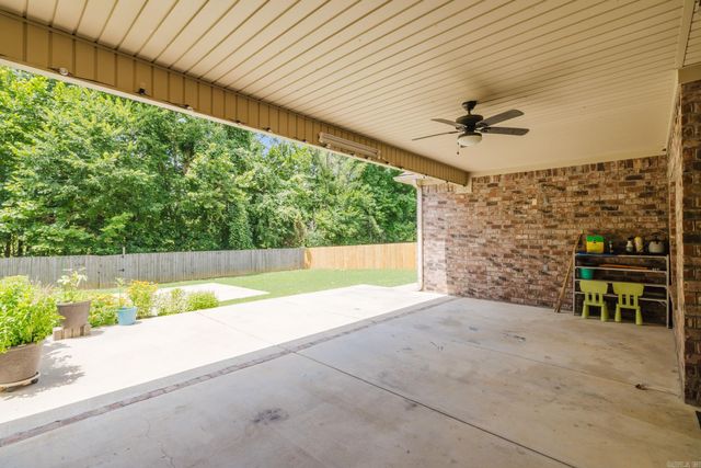 3020 Olson Cir, Bryant, AR 72022