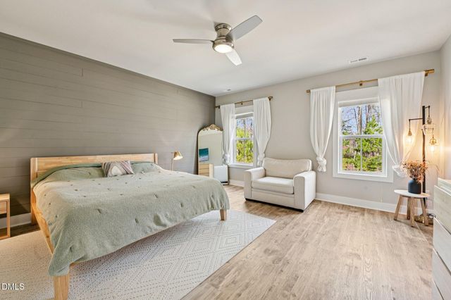 572 Beacon Ridge Boulevard, Chapel Hill, NC 27516