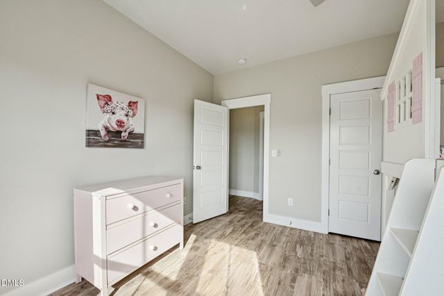 572 Beacon Ridge Boulevard, Chapel Hill, NC 27516