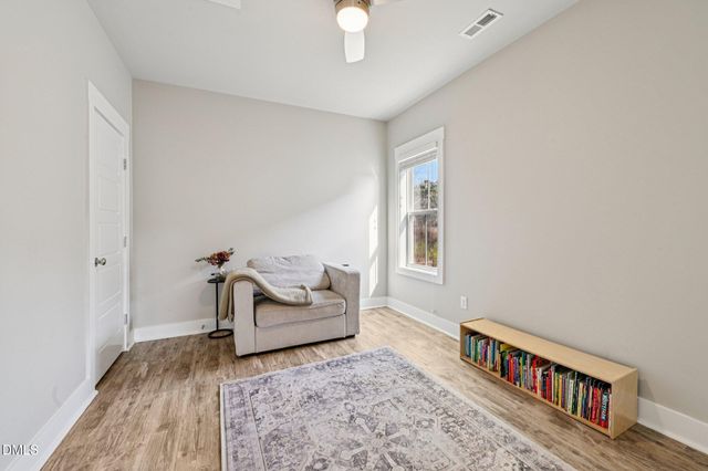 572 Beacon Ridge Boulevard, Chapel Hill, NC 27516