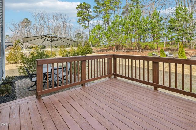 572 Beacon Ridge Boulevard, Chapel Hill, NC 27516