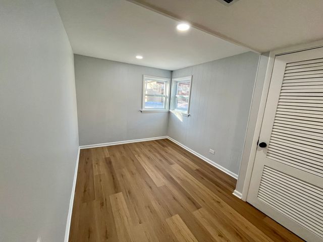 10420 S Kildare Avenue, Oak Lawn, IL 60453