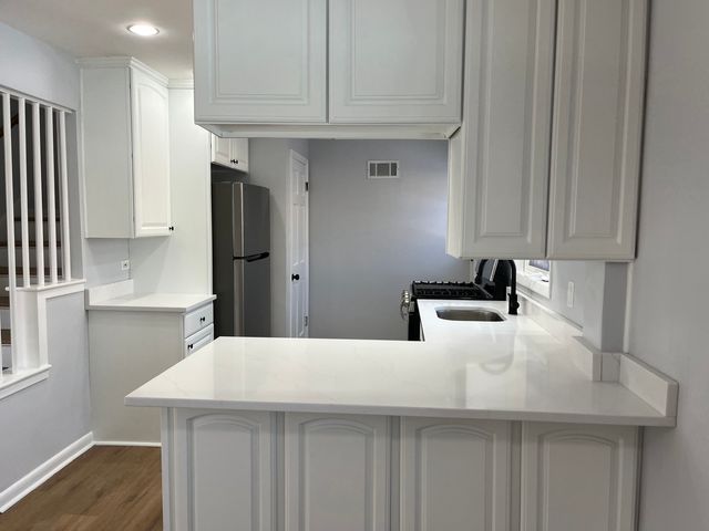 10420 S Kildare Avenue, Oak Lawn, IL 60453