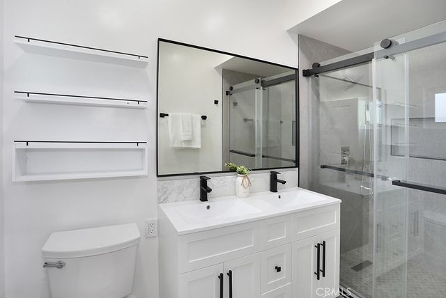 833 N Felicidad, Anaheim, CA 92801