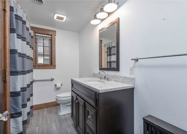 215 Brookside Blvd, Upper St Clair, PA 15241