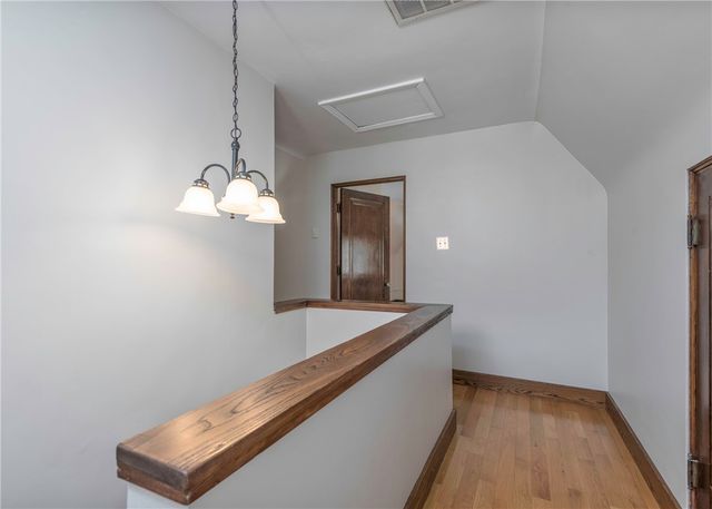 215 Brookside Blvd, Upper St Clair, PA 15241