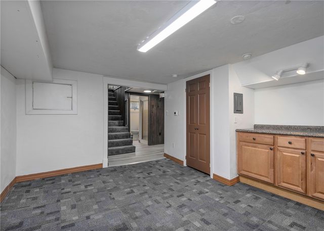 215 Brookside Blvd, Upper St Clair, PA 15241