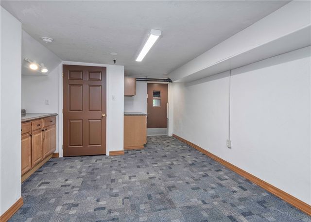 215 Brookside Blvd, Upper St Clair, PA 15241