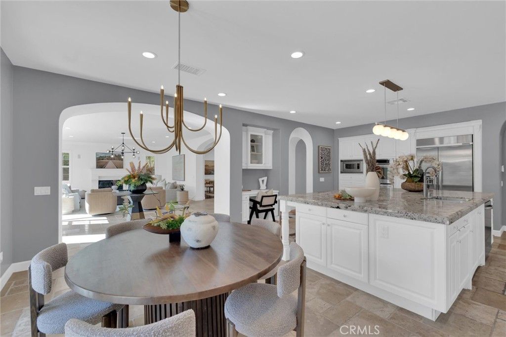 Image 24 of property listing at 510 E. Viewcrest, Azusa, CA 91702