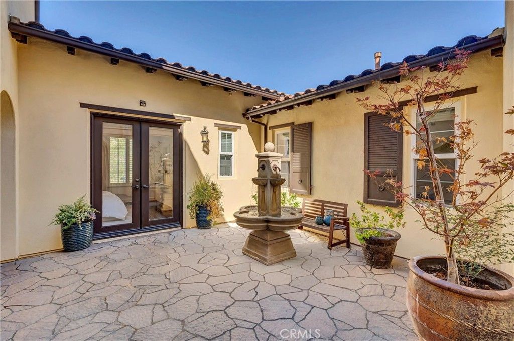 Image 6 of property listing at 510 E. Viewcrest, Azusa, CA 91702