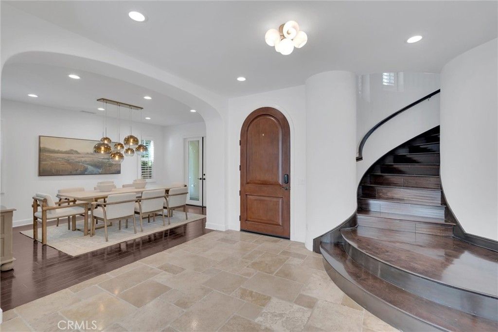 Image 8 of property listing at 510 E. Viewcrest, Azusa, CA 91702