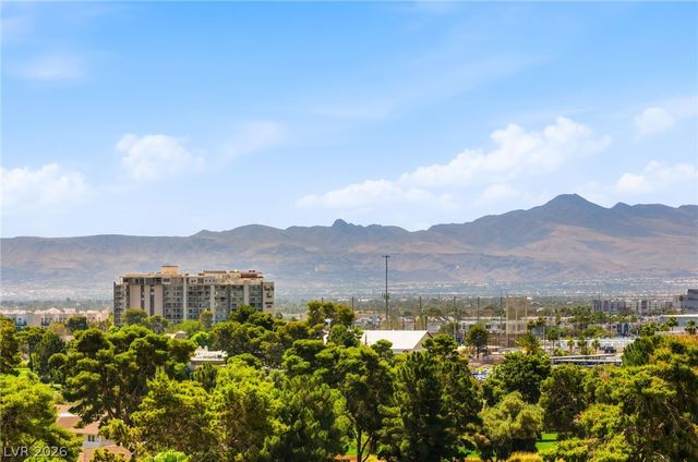 322 Karen Avenue 701, Las Vegas, NV 89109