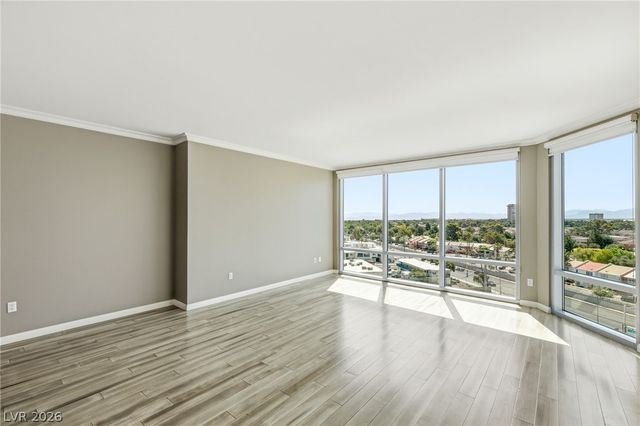 322 Karen Avenue 701, Las Vegas, NV 89109