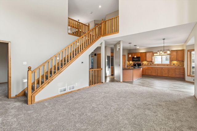 2542 Mathias Road, Shakopee, MN 55379