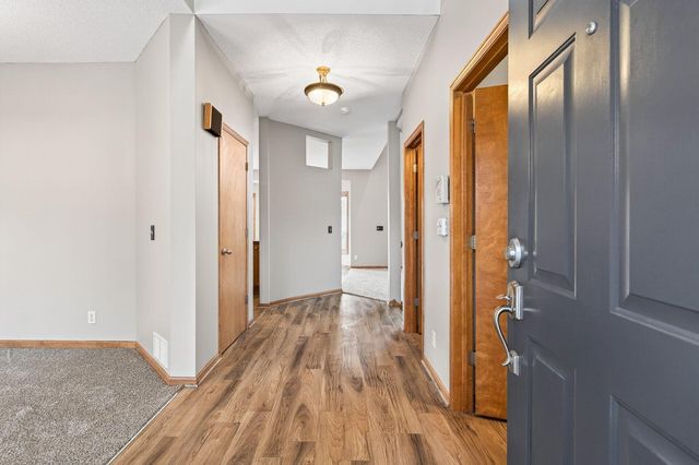 2542 Mathias Road, Shakopee, MN 55379