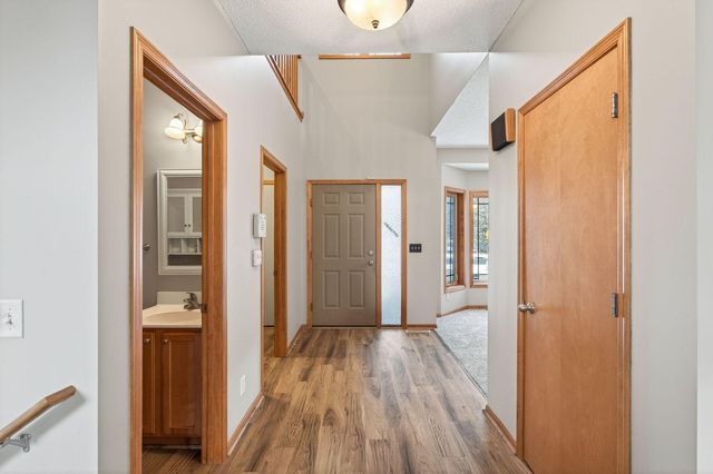 2542 Mathias Road, Shakopee, MN 55379