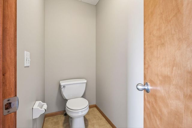 2542 Mathias Road, Shakopee, MN 55379